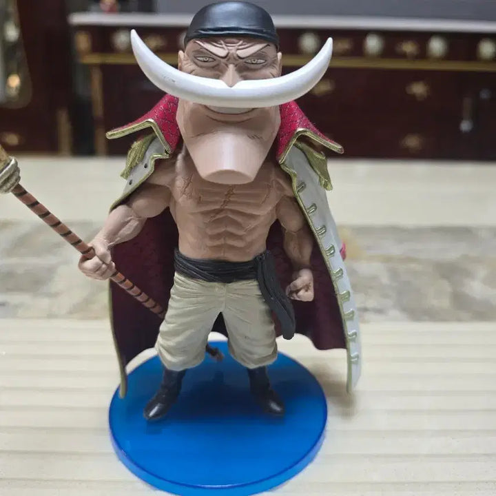 [BUNJANG] Whitebeard Megahouse World Collectable Figure / 메가월콜 흰수염
