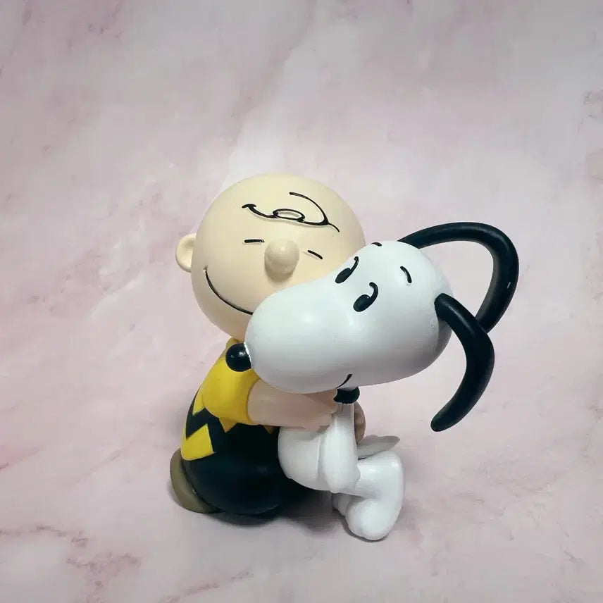[BUNJANG] Medicom Toy UDF Snoopy &amp; Charlie Brown Hug Figure / 메디콤토이 UDF 스누피 찰리브라운 허그 피규어