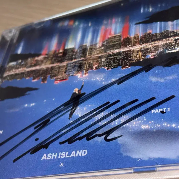 [BUNJANG] Ash Island Signed CD / [배송비 포함] 애쉬 아일랜드 친필 사인 CD cd