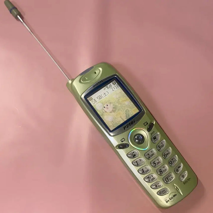 [BUNJANG] Vintage Japanese Model Phone Docomo Gyaru Phone Charm Strap Y2K / 고전 일본 모형폰 목업폰 도코모 갸루폰 키링 스트랩 다이어리 y2k