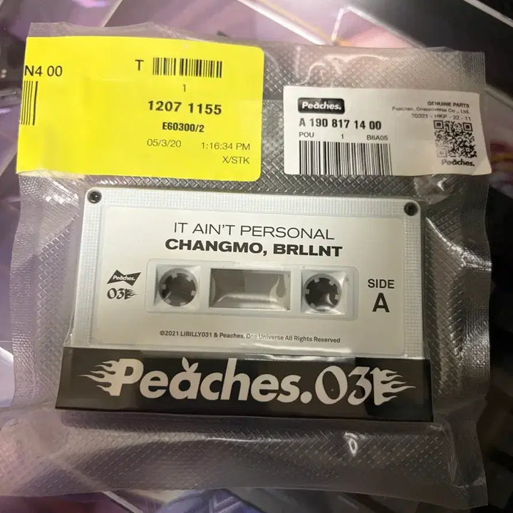 [BUNJANG] Changmo x Peaches Limited Edition Cassette Tape / 창모 리빌리 x 피치스 한정판 카세트테이프
