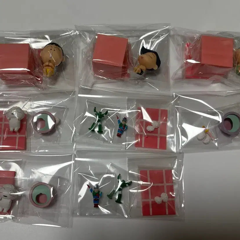 [BUNJANG] Crayon Shin-chan Crayon Shin-chan Bathroom Figure Set (Includes Secret Figure) - 8 Types Bundle Set / 짱구 욕실 피규어 부리부리 히든포함 8종 일괄