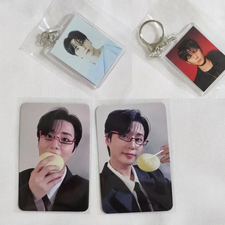 [BUNJANG] DAY6 Young K MUSINSA Ankyangmandu Keychain Set / 데이식스 영기스트 무신사 안경만두 키링 영케이