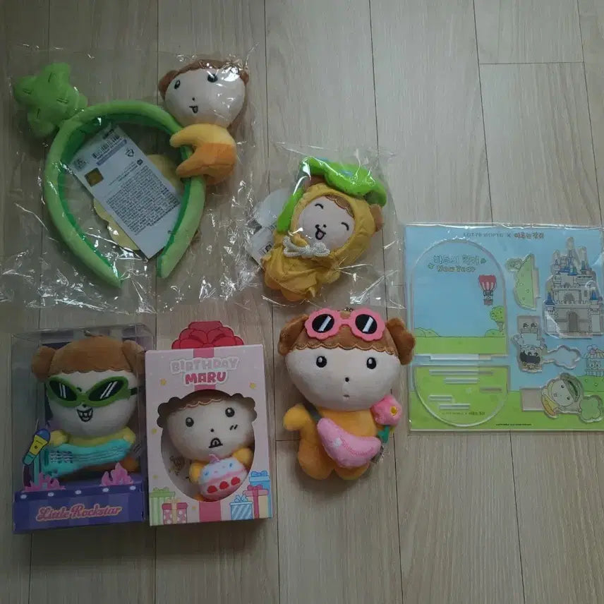 [BUNJANG] Maru is a Dog Character Plush Toy &amp; Acrylic Stand Bundle Set / 마루는 강쥐 인형 및 아크릴스탠드 일괄 판매 롯데월드