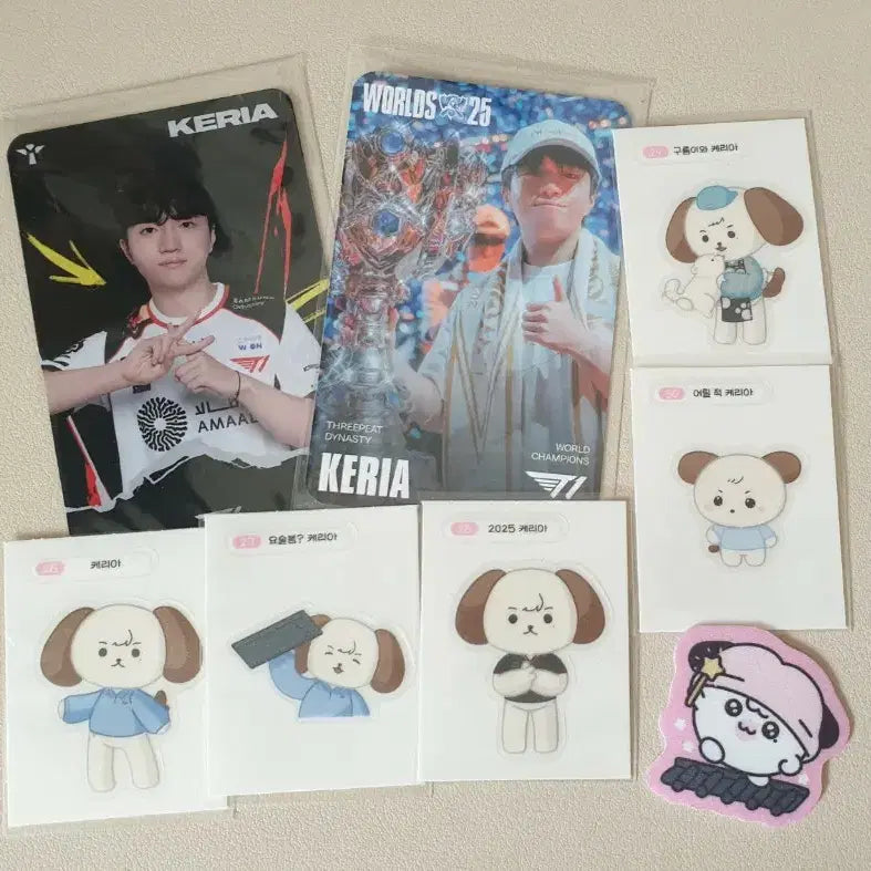 [BUNJANG] T1 Keria Worlds Photocard &amp; Sticker Bundle Set / 티원 케리아 월즈 포카 띠부씰 일괄 판매
