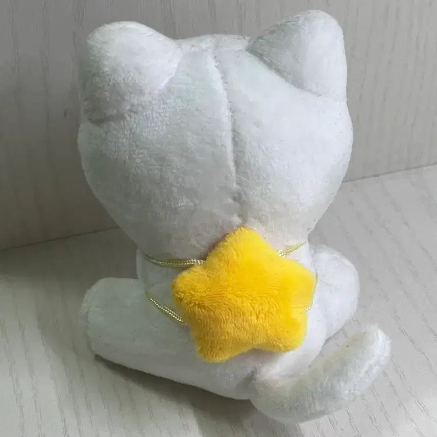[BUNJANG] ATEEZ Seonghwa Nunddeongnyang Doll + Sticker Set / 에이티즈 성화 눈떵냥 인형 + 스티커