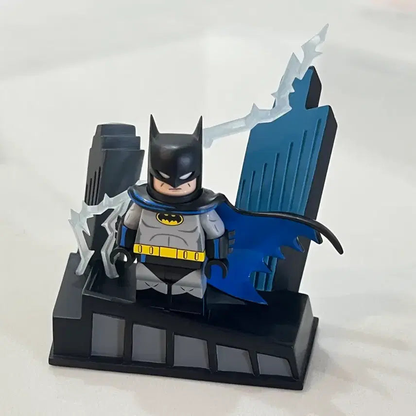 [BUNJANG] LEGO Jin Custom Minifigure TAS Batman Deluxe Set with Base / 레고 진 커스텀 미니피규어 TAS 배트맨 디럭스 베이스 포함