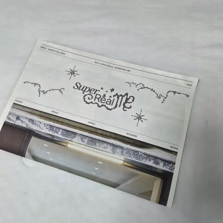 [BUNJANG] ILLIT SUPER REAL ME Popup Store Newspaper / 아일릿 슈퍼리얼미 팝업스토어 신문 SUPER REAL ME 신문