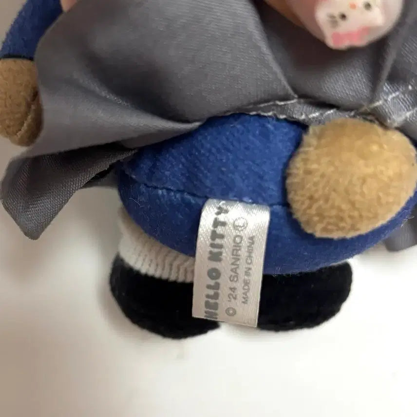 [BUNJANG] Sanrio Hello Kitty Tanning Kitty Garu Kitty Plush Doll / 산리오 헬로키티 태닝키티 갸루키티 인형