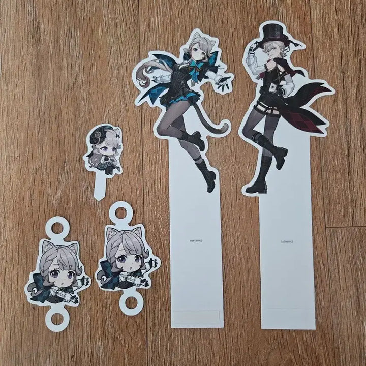 [BUNJANG] Genshin Impact Cafe Character Food Stands (Lynette &amp; Lyney) Bundle Set / 원신 카페 리넷 캐릭터 푸드스탠드 굿즈