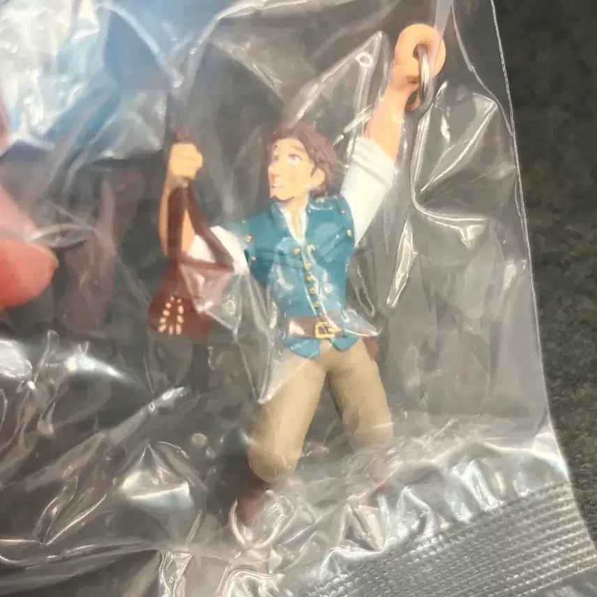 [BUNJANG] Tangled Eugene Gacha Figure / 라푼젤 유진 가챠 피규어