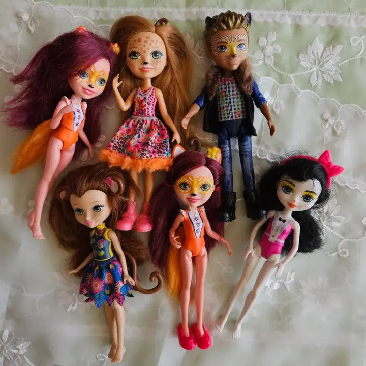 [BUNJANG] Enchantimals Vintage Doll Set (6 Pieces) by Mattel / 빈티지 인첸티멀 인형(6개세트)/마텔인형