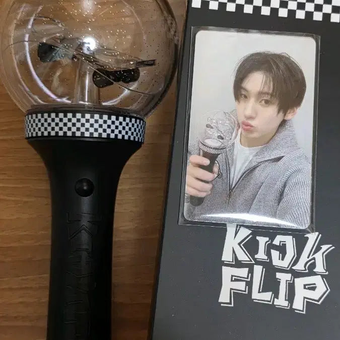 [BUNJANG] Kickflip Lightstick Photocard Set / 킥플립 응원봉 포카 포함
