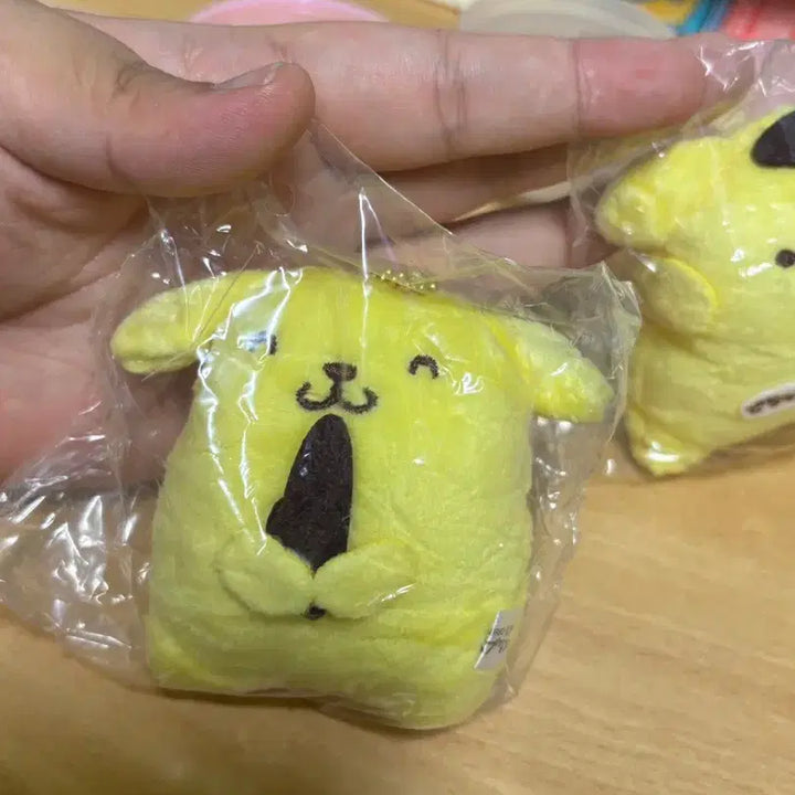 [BUNJANG] Sanrio Pompompurin Muffin Gacha Set / 산리오 폼폼푸린 머핀 방울 인형 일괄
