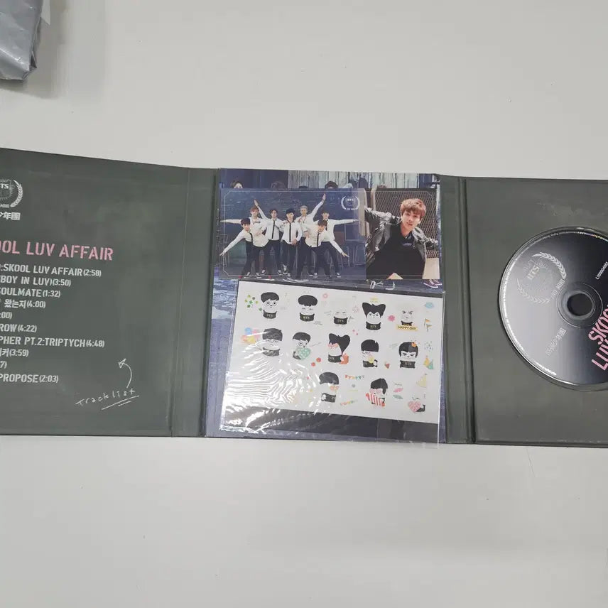 [BUNJANG] BTS (Bangtan Boys) Mini Album Vol. 2 Skool Luv Affair / 방탄소년단(BTS) 미니 2집 Skool Luv Affair