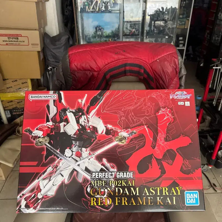 [BUNJANG] PG Gundam Astray Red Frame Kai / PG 건담 어스트레이 레드프레임 카이 신품 판매