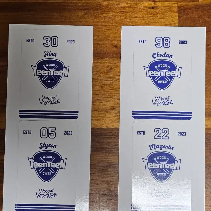 [BUNJANG] QWER Woori Bank Photocard Set / QWER 우리은행 포토카드 판매합니다.