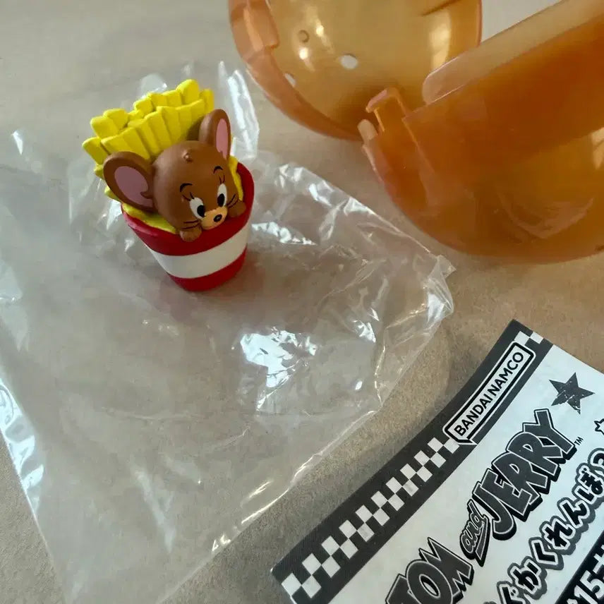 [BUNJANG] Tom and Jerry Hide and Seek Series Jerry French Fries Figure / 톰과제리 가챠 숨바꼭질 시리즈 제리 감자튀김 피규어