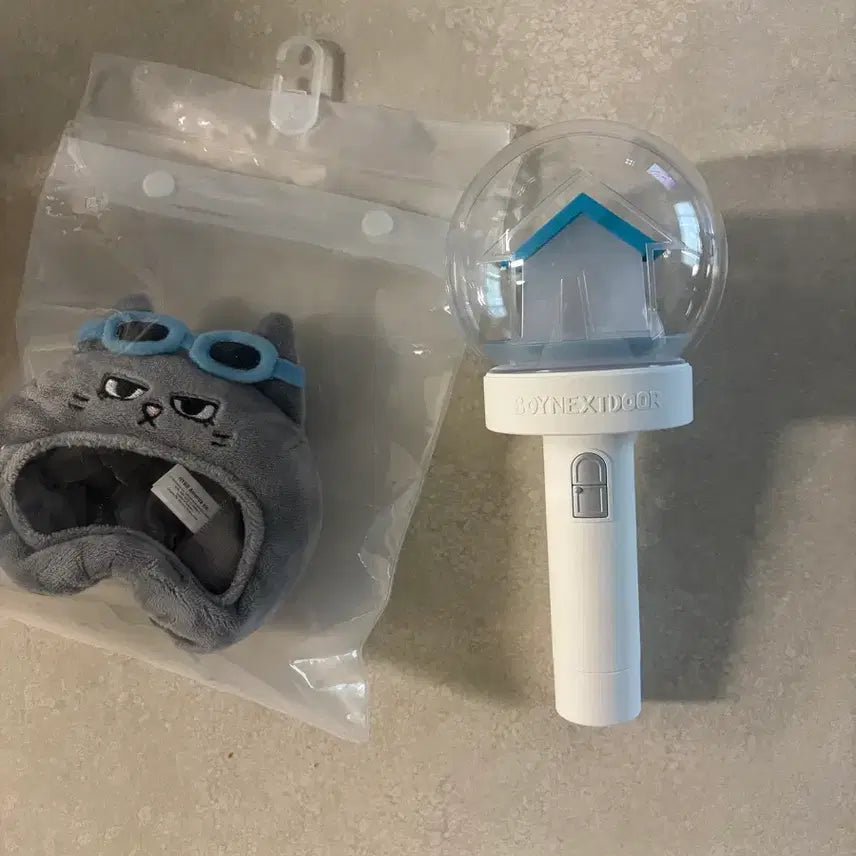 [BUNJANG] BOYNEXTDOOR Official Lightstick with Cap / 보넥도 응원봉,응원봉 모자