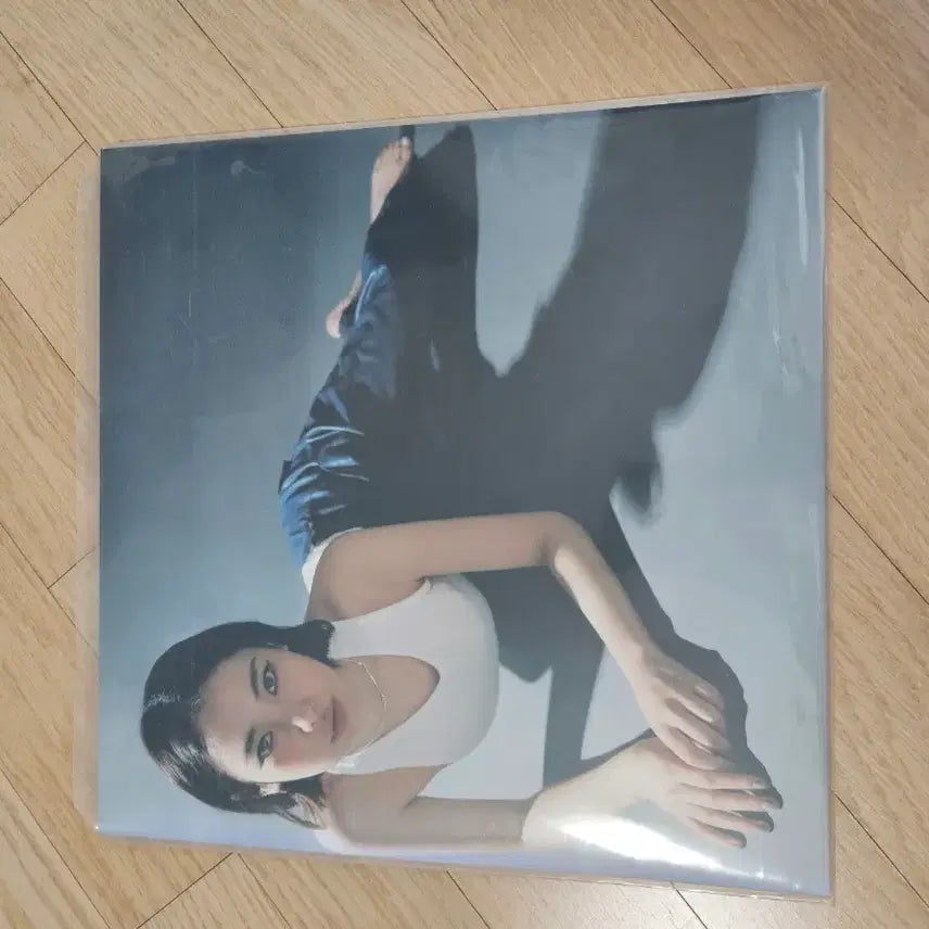 [BUNJANG] Yura Signed Limited Edition LP (Unsealed) / 유라 사인 한정판 LP 팝니다(단순 개봉)