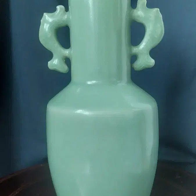 [BUNJANG] Yongcheon Yo Blue Glazed Vase / 용천요 양이병