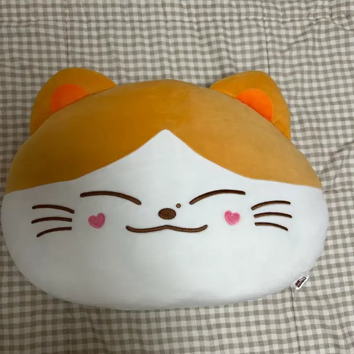 [BUNJANG] ONF ONKKOMIZ Kkyung Face Cushion / 온앤오프 온꼬미즈 뀬둥이 얼굴쿠션