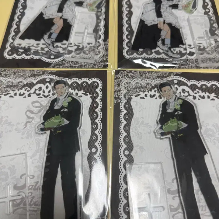 [BUNJANG] Le Bom Jaimee Shop Chuu Peace Acrylic Stand Set / 레봄 재이미샵 살롱 드 르봉 주의평화 주의 평화 주평 아크릴스탠드 세트
