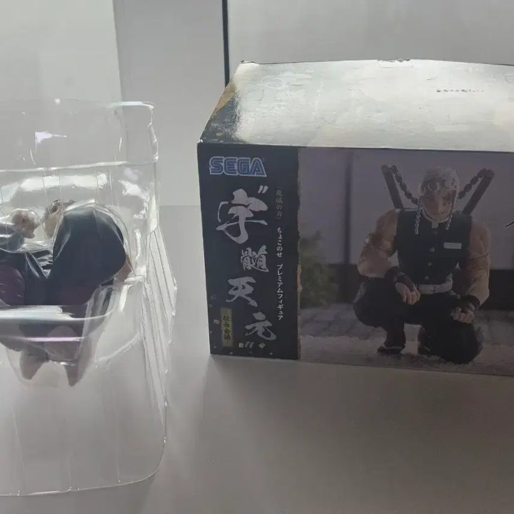 [BUNJANG] Demon Slayer Tengen Uzui Shugochu Figure (Opened) / 박스O) 귀멸의칼날 텐겐 주합회의 피규어 개봉품