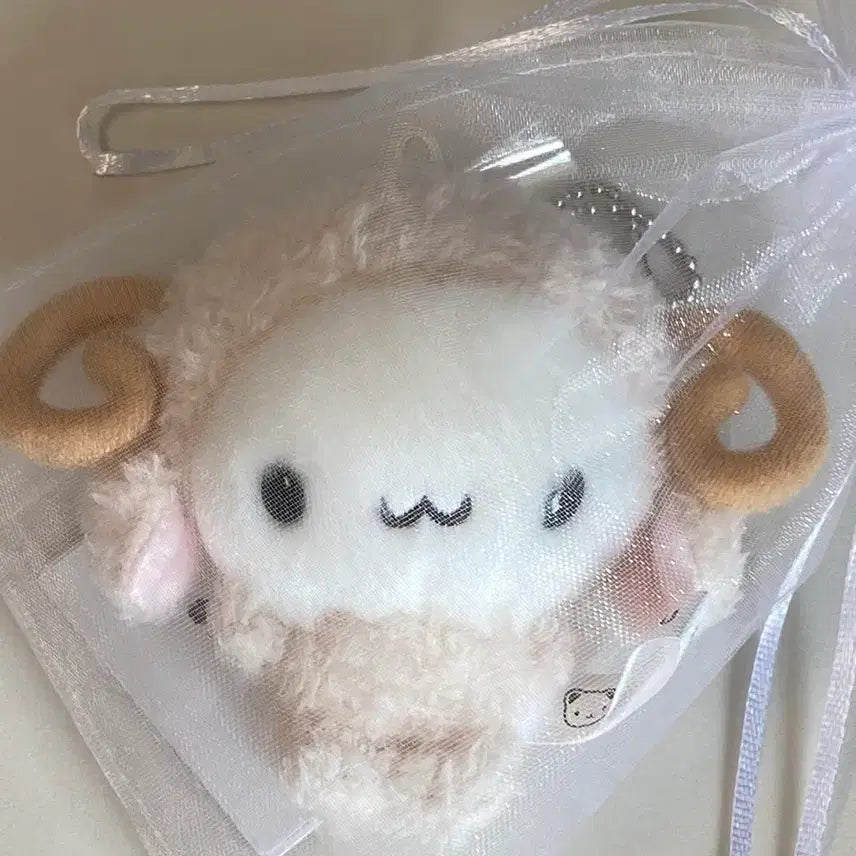 [BUNJANG] Hinakoo Yangkoo Plush (White, Sealed) / (미개봉) 히나쿠우 양쿠우 인형 (흰색)