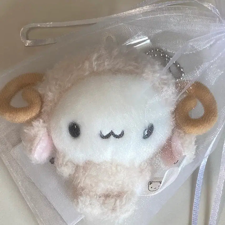 [BUNJANG] Hinakoo Yangkoo Plush (White, Sealed) / (미개봉) 히나쿠우 양쿠우 인형 (흰색)