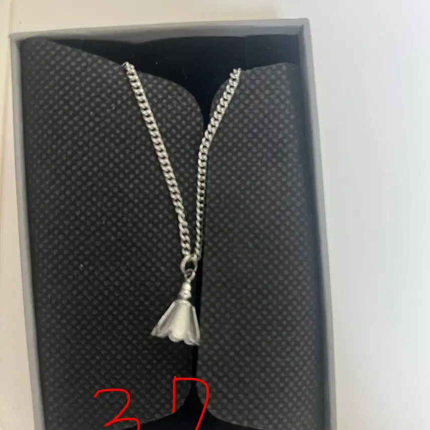 [BUNJANG] SEVENTEEN 9th Anniversary Boo SeungKwan Necklace / 급처) 세븐틴 9주년 부승관 목걸이