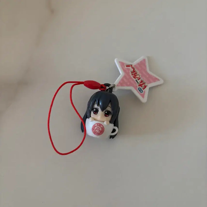 [BUNJANG] K-ON! Azusa "Azu-nyan" Figure Keychain / 케이온 아즈사 아즈냥 피규어 고전 마치보케 키링