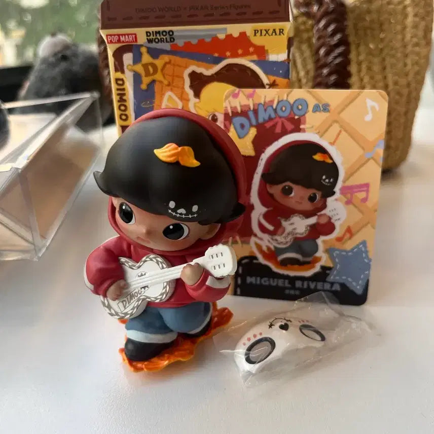 [BUNJANG] Pop Mart Disney Pixar Miguel Figure / 팝마트 디무 픽사 미구엘