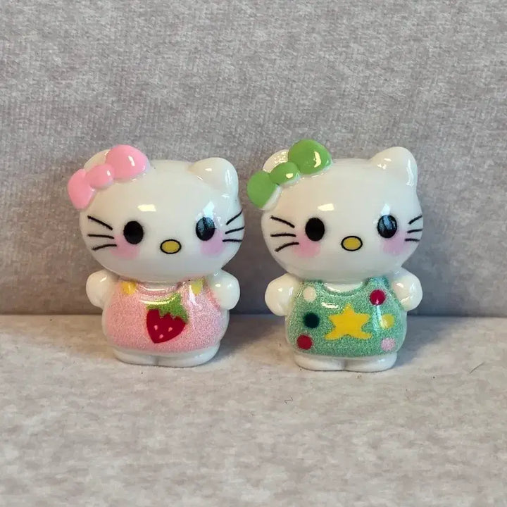 [BUNJANG] Hello Kitty Fruit Figure Keychain (Tanning Kitty) / 몽땅다 새상품) 헬로키티 피규어 과일 키링 인형 태닝키티 산리오 쿠로미 마이멜로디