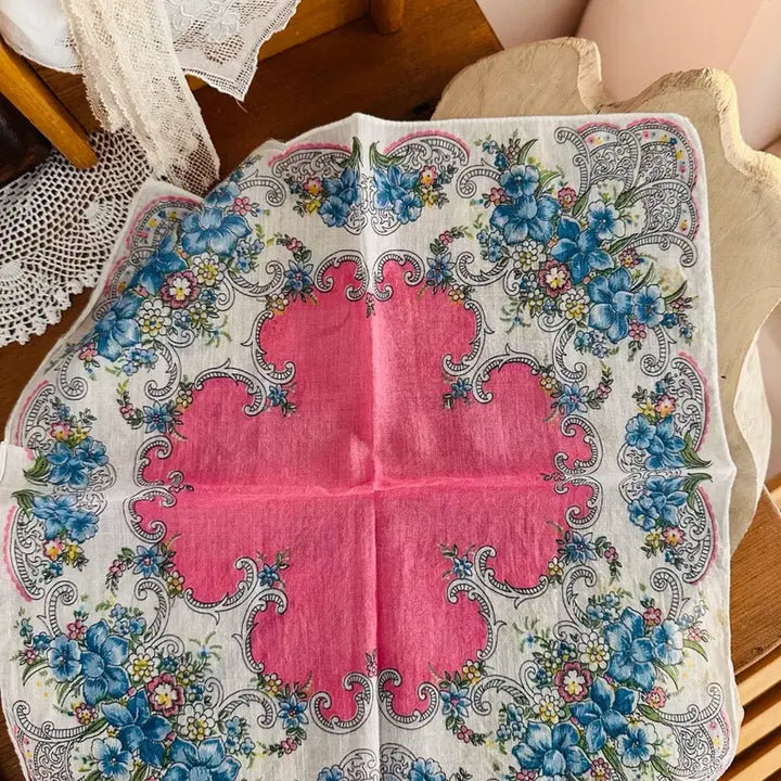 [BUNJANG] Vintage Flower Handkerchief / 빈티지 핑크&amp;블루 플라워 행키