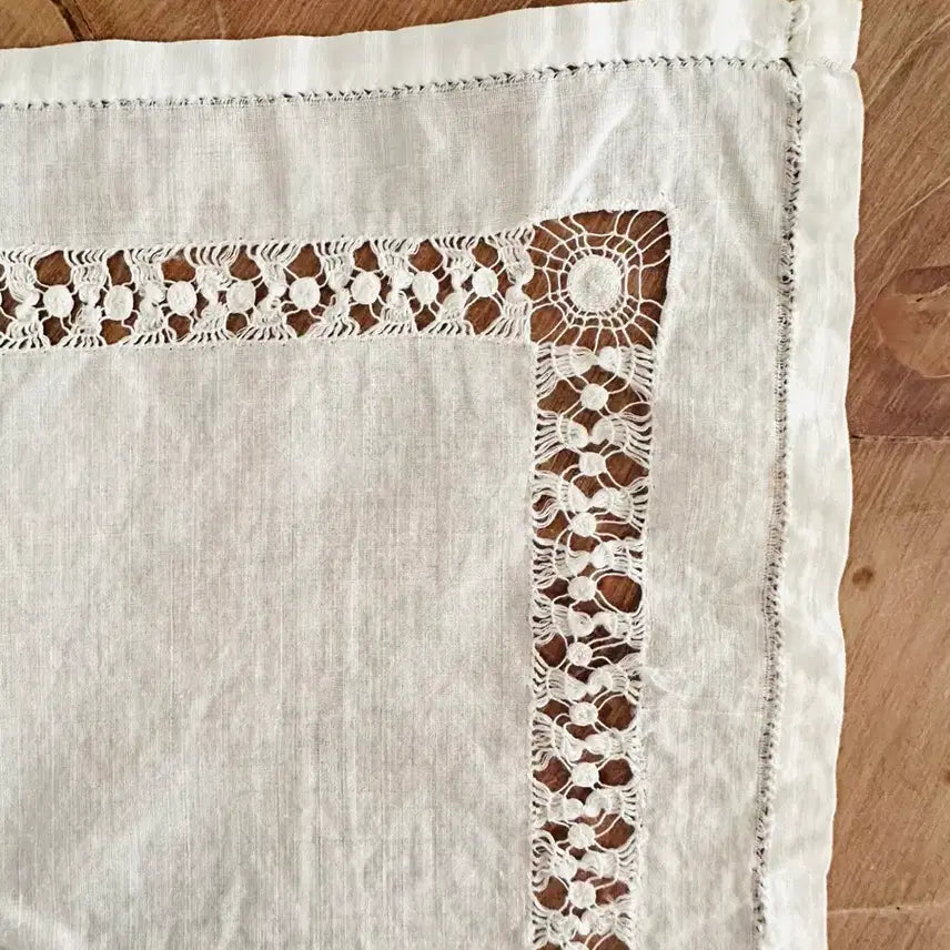 [BUNJANG] Pure Linen Drawnwork Handkerchief / 린넨가득 드론워크 행키