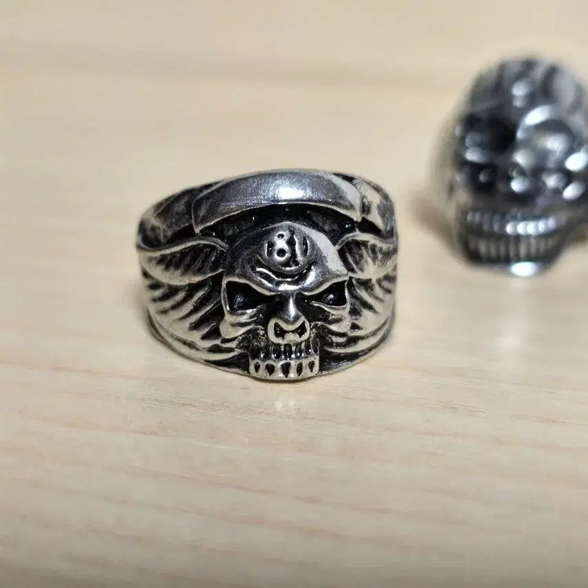 [BUNJANG] Skull Ring 3-Piece Set / 해골 반지 3개 세트