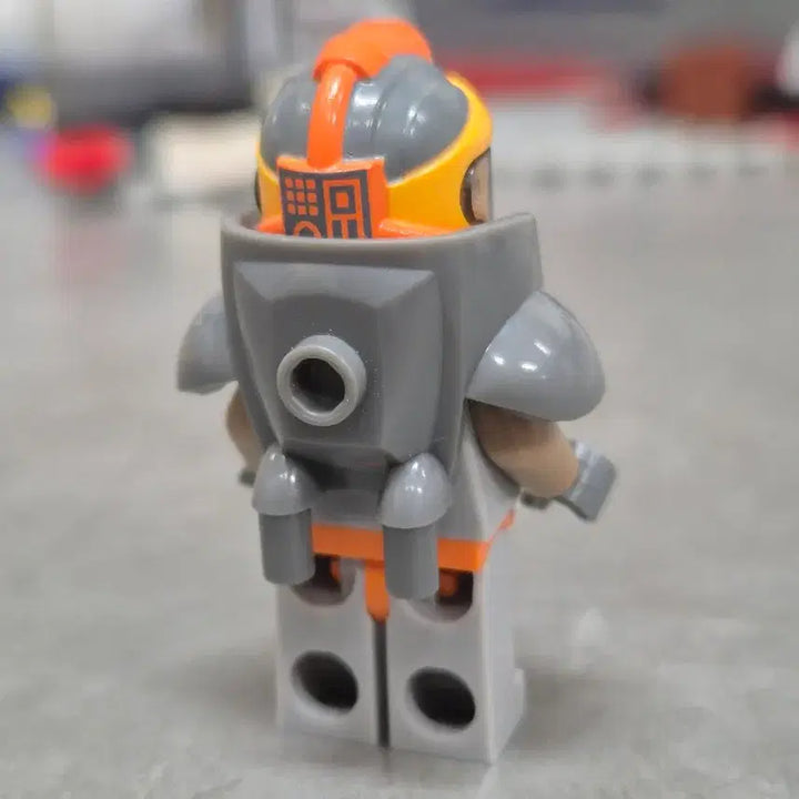[BUNJANG] Lego Minifigures Series 12 Space Miner / 레고 미니피규어 시리즈 12 우주 광부(Space Miner)
