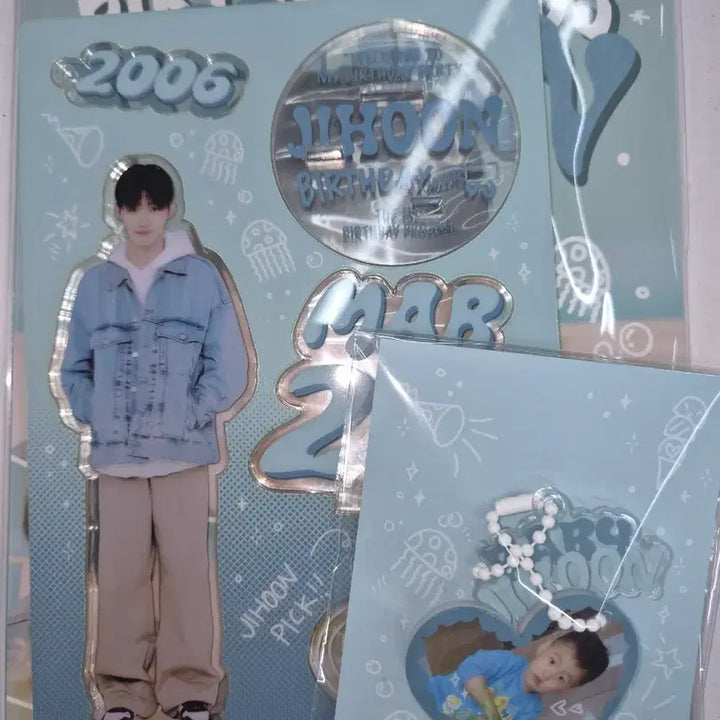 [BUNJANG] TWS Jihoon Birthday Kit Photocard / 투어스 지훈 생일키트 판매합니다!