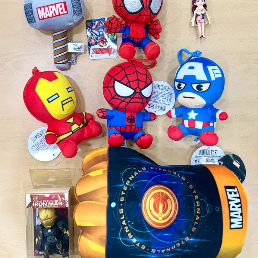 [BUNJANG] Marvel Heroes Captain America, Spider-Man, Iron Man Keychain Figure Bundle Set / Marvel마블히어로캡틴스파이더아이언맨인형뽑기키링열쇠가방고리피규어 일괄