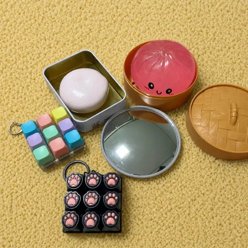 [BUNJANG] Trendy Item Collection (Keycaps, Squishies, Dumpling Plush, Convex Mirror, etc.) / 요즘 유행템 집합(키캡, 말랑이, 만두, 볼록거울 등)
