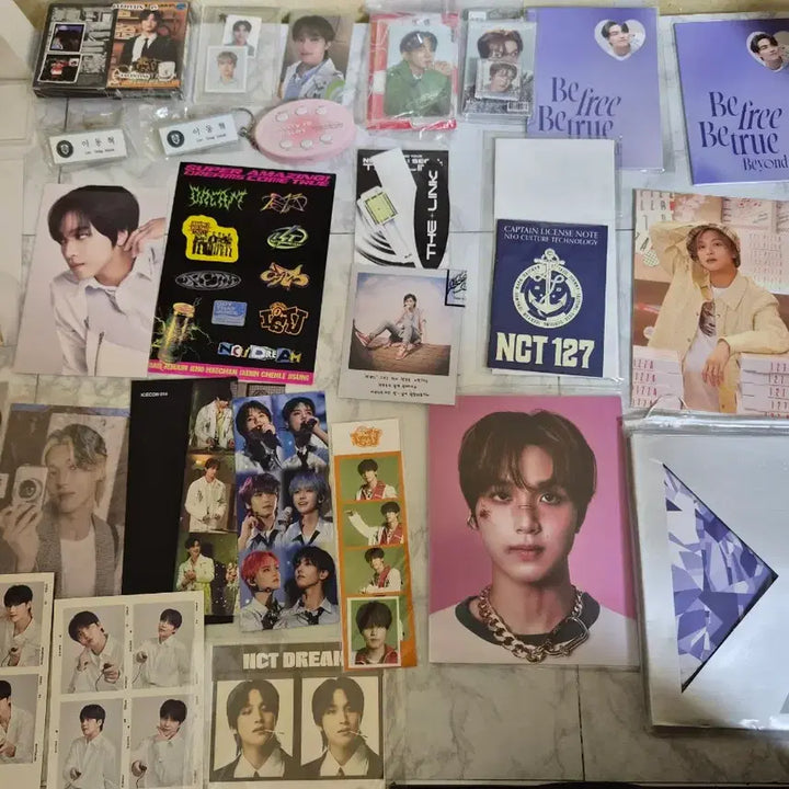 [BUNJANG] NCT DREAM NCT 127 SEVENTEEN ATEEZ Bundle Set Photocard POB Lucky Draw Haechan Jeonghan Jongho / 엔시티드림 엔시티127 세븐틴 에이티즈 일괄판매 포카 특전 럭드 해찬 정한 종호