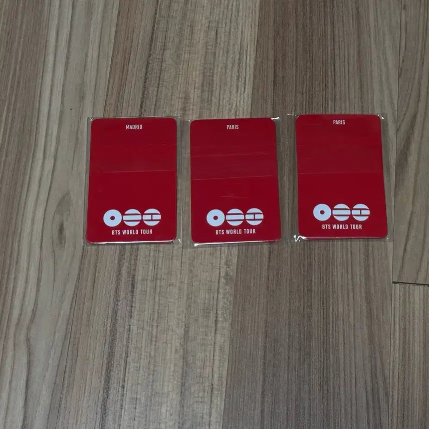 [BUNJANG] BTS World Tour Spain France Madrid Paris Photocard Bundle Set Sealed / [일괄]방탄소년단 BTS WORLD TOUR  스페인 프랑스 Madrid PARIS 포카 미개봉