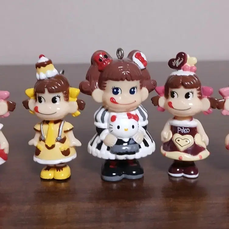 [BUNJANG] Peko-chan Figure 5-Piece Set / 페코짱 피규어 5종 세트