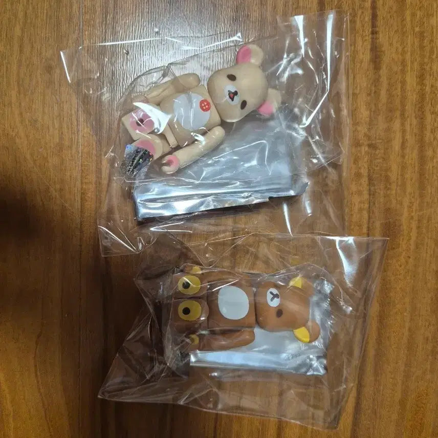 [BUNJANG] Bearbrick 45th Series Rilakkuma Jeongyeok Set of 2 Sealed / 베어브릭 45탄 리락쿠마 정역 2종