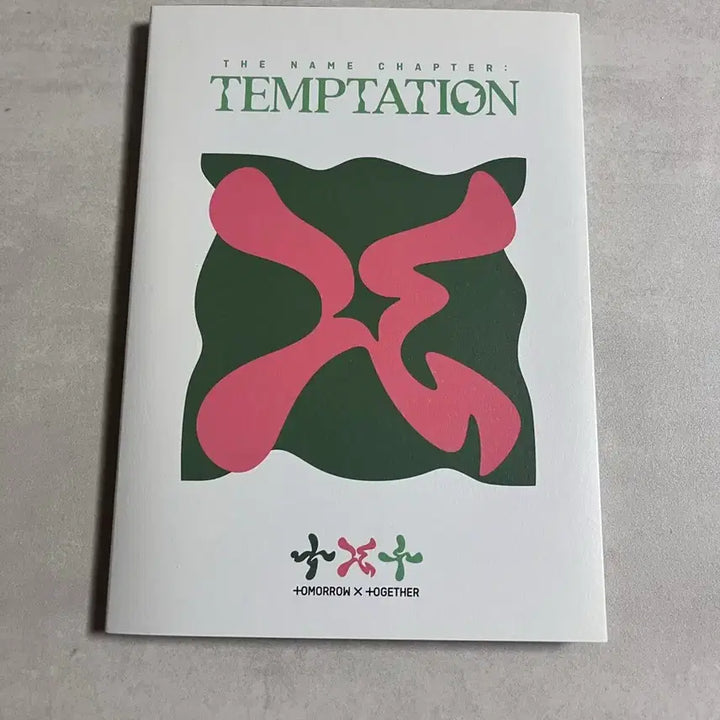 [BUNJANG] TXT TEMPTATION Lullaby Version Huening Kai Photobook / 투모로우바이투게더 Temptation (Lullaby, 휴닝카이 ver)