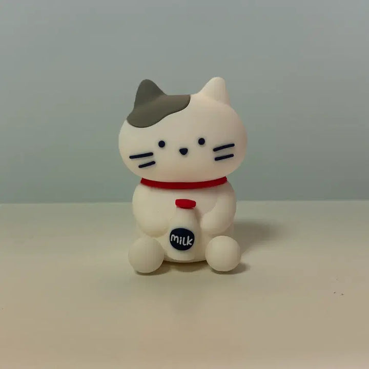 [BUNJANG] Butter Shop Milk Cat Mini Figure / 버터샵 고양이 밀크캣 미니 피규어