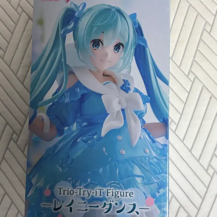 [BUNJANG] Miku Rainy Dance Figure (Sealed) / 미개봉)미쿠 레이니 댄스 피규어