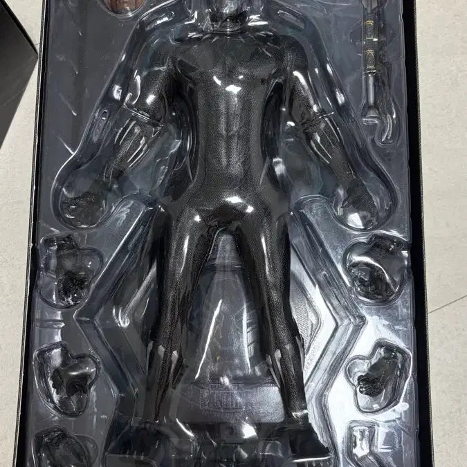 [BUNJANG] Hot Toys Black Panther Figure / 핫토이 블랙펜서