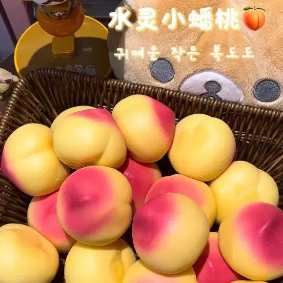 [BUNJANG] Sweet Studio Peach Crunch Squishy Toy / 샤오홍슈 sweet studio) 복숭아 크런치 슬랑이 말랑이